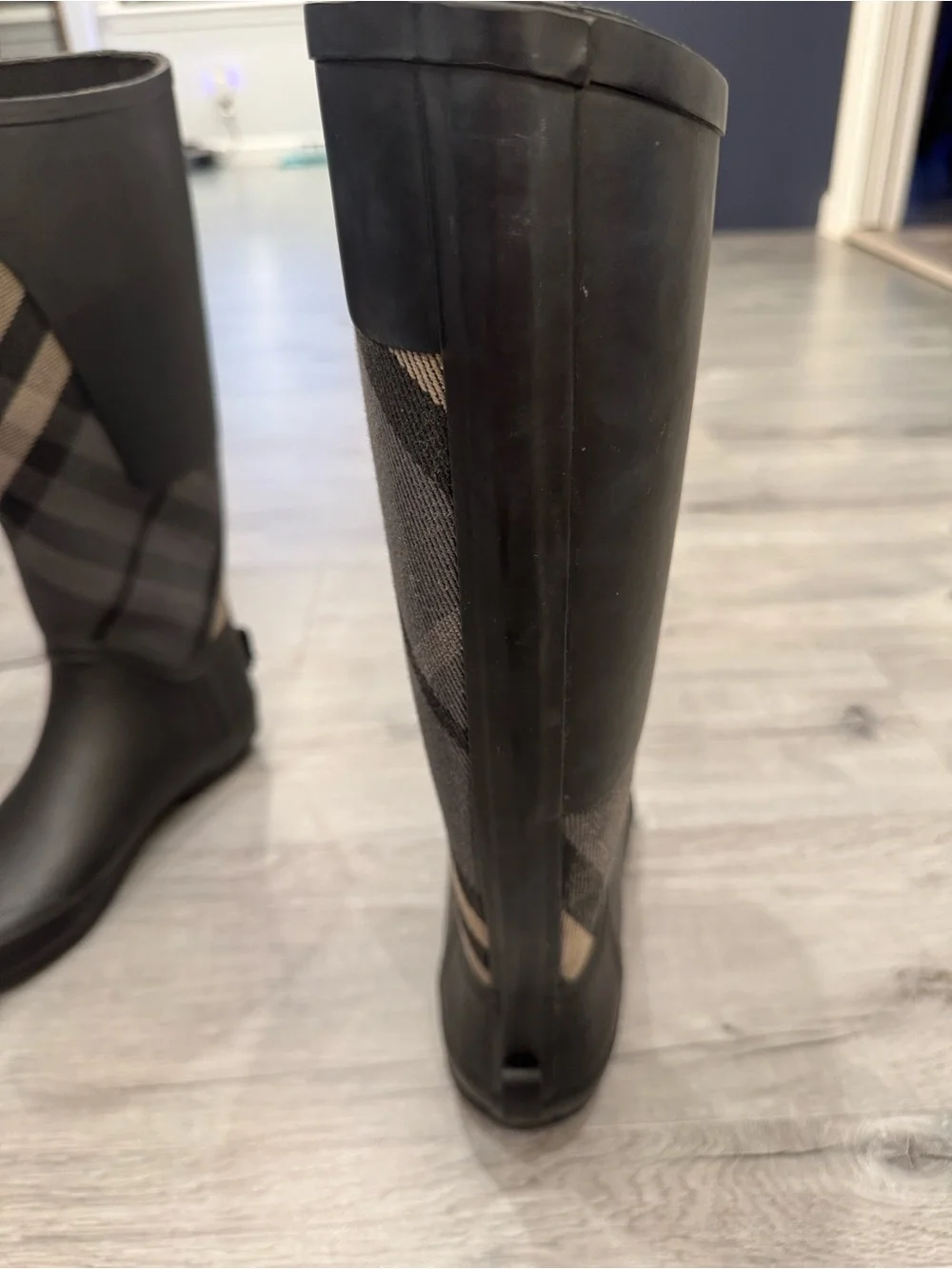 Authentic Burberry Nova Check Tall Rain Boots Black (Size: 39/8.5)